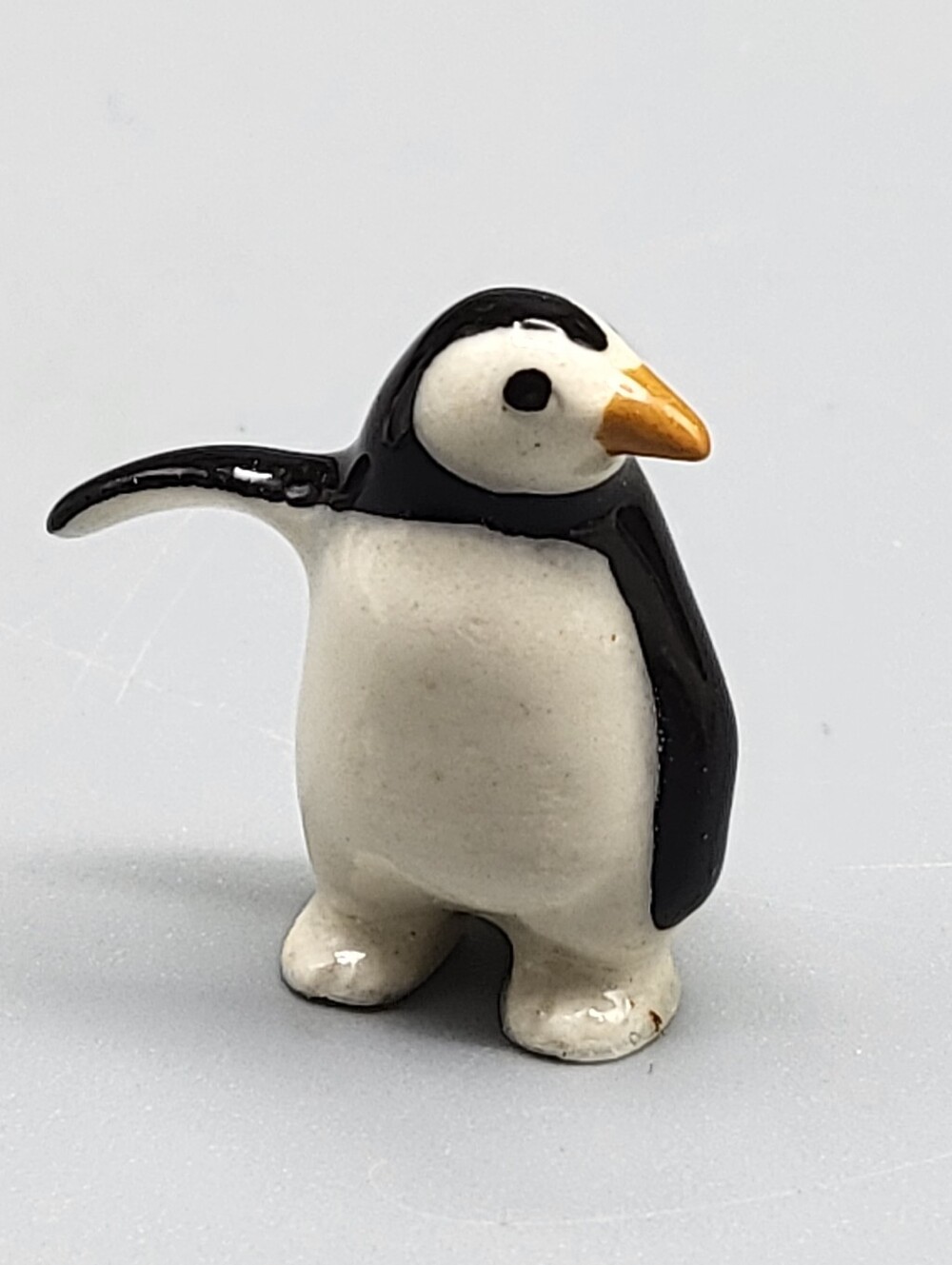 Hagen Renaker Baby Penguin #232 Figurine - Porcelain Collectable Animal Vintage